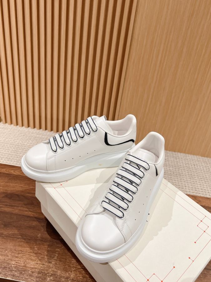 Alexander Mc Queen Women's Shoes Male +10【White leather tail dark blue cloth】𝐀𝐥𝐞𝐱𝐚 — 1:1 Replica — photo 4
