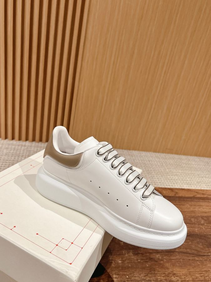 Alexander Mc Queen Women's Shoes Male +10 [Yellow leather tail and white mesh] 𝐀𝐥𝐞𝐱𝐚𝐧𝐝𝐞𝐫 — Premium Replica — photo 3