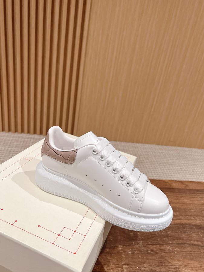 Alexander Mc Queen Women's Shoes Male +10 𝐀𝐥𝐞𝐱𝐚𝐧𝐝𝐞𝐫 𝐌𝐜𝐐𝐮𝐞𝐞𝐧# — 1:1 Replica For Sale — photo 3