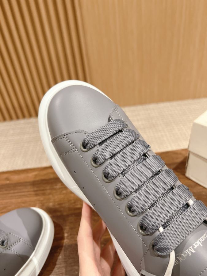 Alexander Mc Queen Women's Shoes Male +10【Glue black and gray leather】𝐀𝐥𝐞𝐱𝐚𝐧𝐝𝐞𝐫 — 1:1 Replica For Sale — photo 6