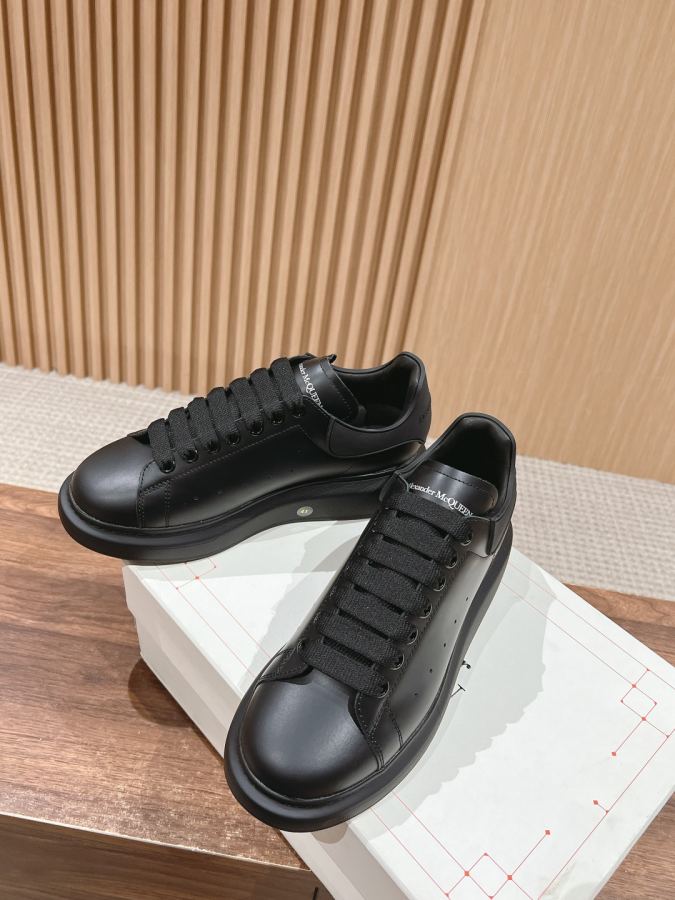 Alexander Mc Queen Women's Shoes Male +10 𝐀𝐥𝐞𝐱𝐚𝐧𝐝𝐞𝐫 𝐌𝐜𝐐𝐮𝐞𝐞𝐧# — AAA Quality Replica — photo 4