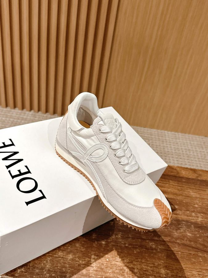 Zapatos de mujer LOEWE +10 𝐋𝐎𝐄𝐖𝐄# FLOW RUNNER — photo 3