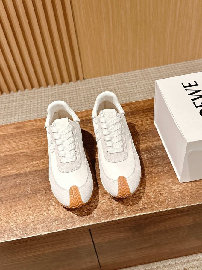 Zapatos de mujer LOEWE +10 𝐋𝐎𝐄𝐖𝐄# FLOW RUNNER