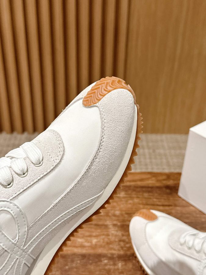 Zapatos de mujer LOEWE +10 𝐋𝐎𝐄𝐖𝐄# FLOW RUNNER — photo 8