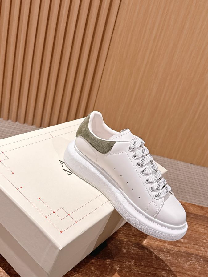 Alexander Mc Queen Women's Shoes Male +10 𝐀𝐥𝐞𝐱𝐚𝐧𝐝𝐞𝐫 𝐌𝐜𝐐𝐮𝐞𝐞𝐧# — Premium Replica — photo 3