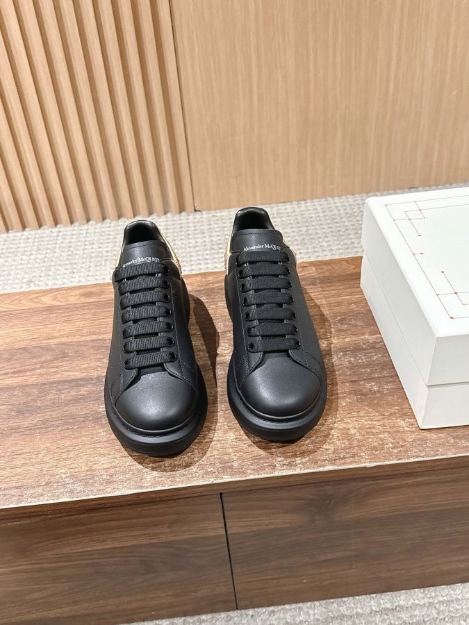 Alexander Mc Queen Women's Shoes Male +10【Gold Diamond Black Leather】𝐀𝐥𝐞𝐱𝐚𝐧𝐝𝐞𝐫 — AAA Quality Replica