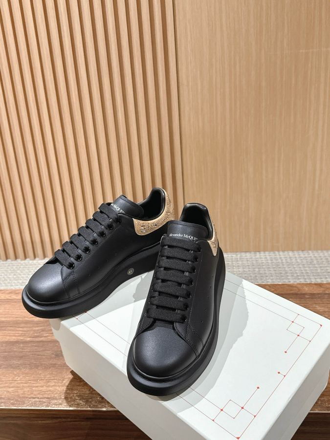 Alexander Mc Queen Women's Shoes Male +10【Gold Diamond Black Leather】𝐀𝐥𝐞𝐱𝐚𝐧𝐝𝐞𝐫 — AAA Quality Replica — photo 4