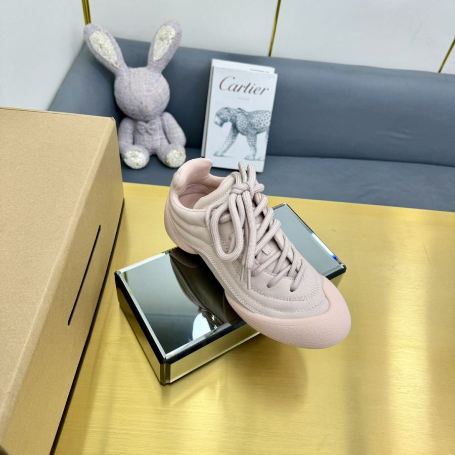 Alexander Mc Queen Women's Shoes latest popular couple models for women and men — 1:1 Replica — photo 2