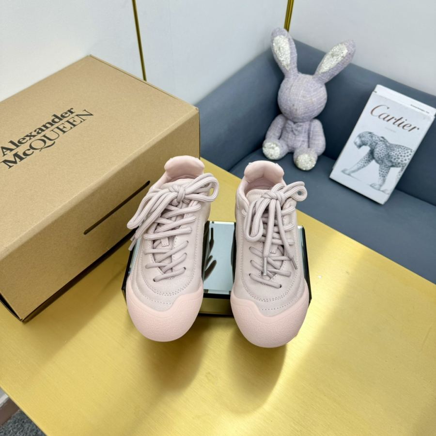Alexander Mc Queen Women's Shoes latest popular couple models for women and men — 1:1 Replica — photo 3