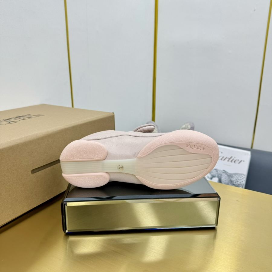 Alexander Mc Queen Women's Shoes latest popular couple models for women and men — 1:1 Replica — photo 7