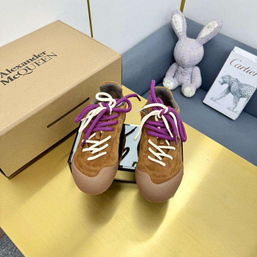 Alexander Mc Queen Women's Shoes latest popular couple models for women and men — AAA Quality Replica — photo 4