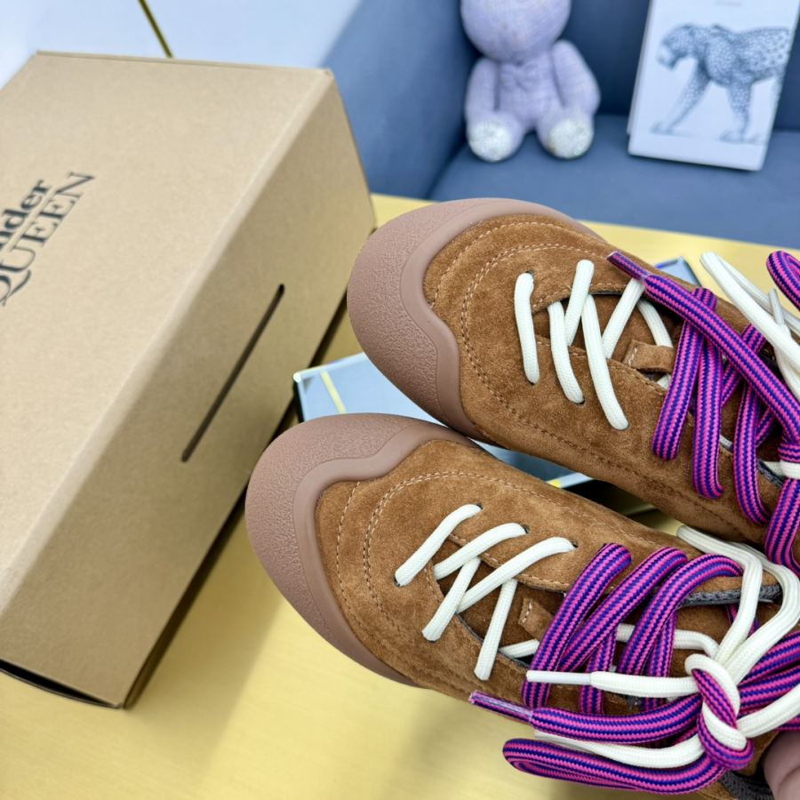 Alexander Mc Queen Women's Shoes latest popular couple models for women and men — AAA Quality Replica — photo 6