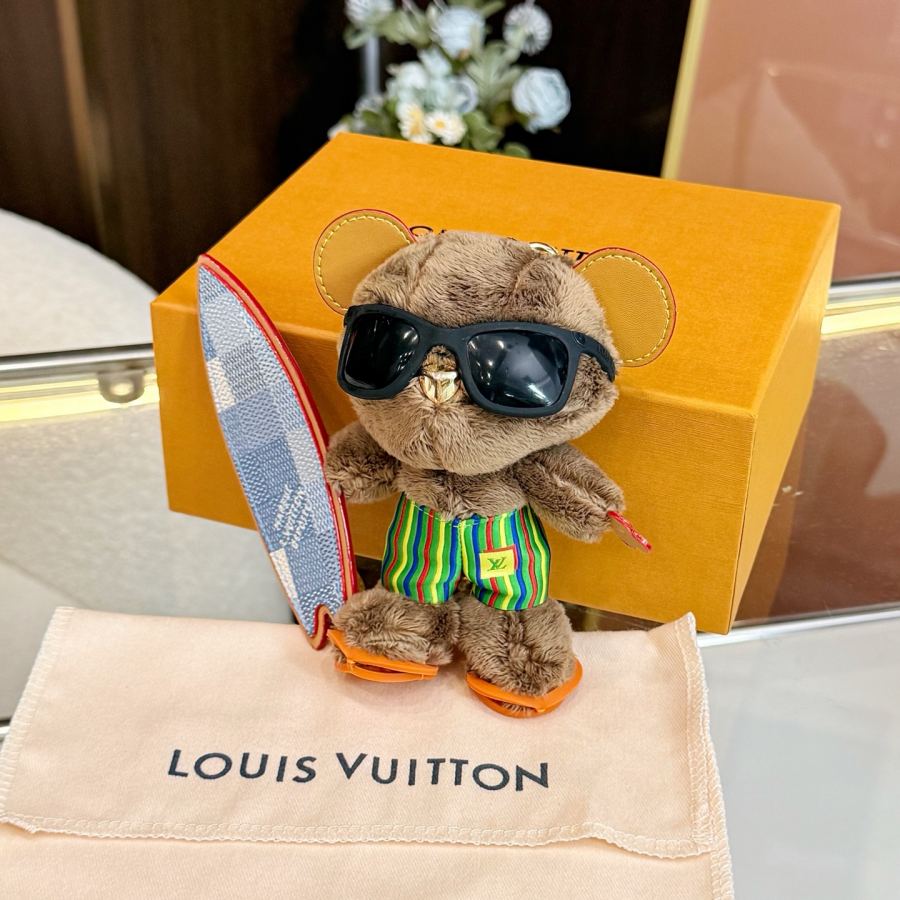 Louis Vuitton Jewelry New product Little Bear Doll 8 models in stock M03795 — 1:1 Replica For Sale — photo 4