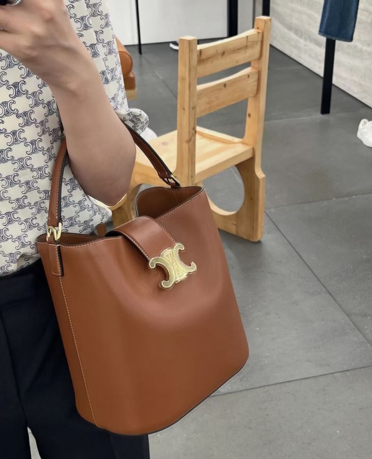 Celine bag British style, retro style, looks good no matter how you match it — Premium Replica — photo 8