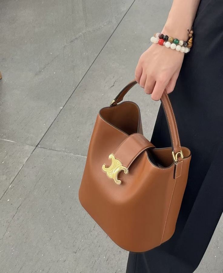 Celine bag British style, retro style, looks good no matter how you match it — Premium Replica — photo 9