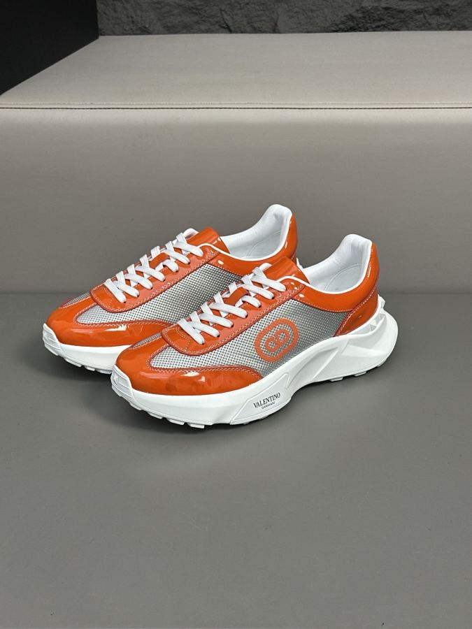 VALENTINO shoe VLTN 𝑶𝒏𝒆𝑺𝒕𝒖𝒅 2024 New. ZP. / 𝐓𝐏𝐔 39-44.45 — Premium Replica — photo 3