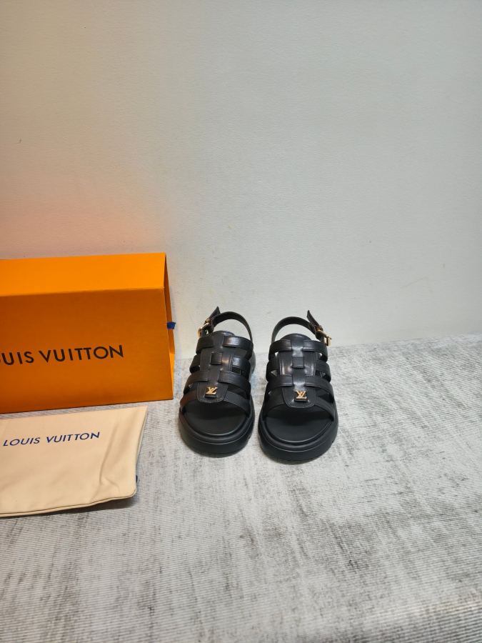 LV women's shoes LV woven Roman sandals, the thick sole design quietly elongates the proportions, — Premium Replica