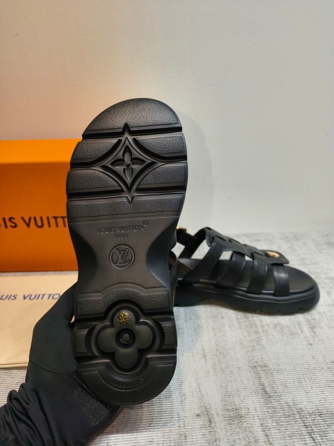 LV women's shoes LV woven Roman sandals, the thick sole design quietly elongates the proportions, — Premium Replica — photo 7