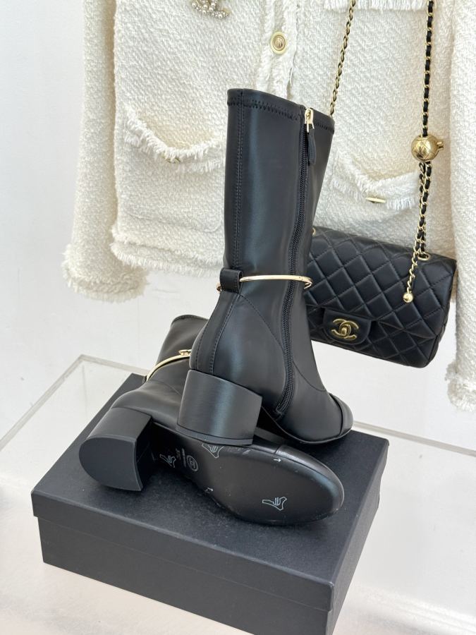 CHANEL women's shoes Factory price short boots — Premium Replica — photo 9