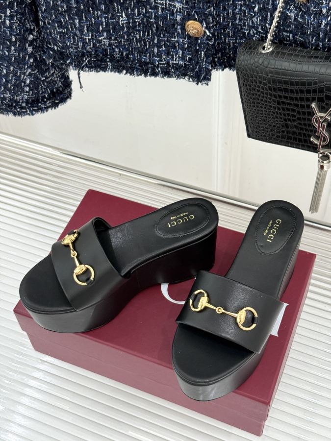 Gucci women's shoes Gucci/ 26 WF — 1:1 Replica — photo 2