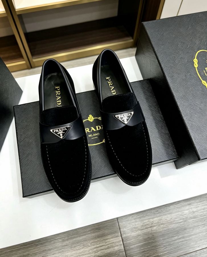 Prada women's shoes PRADA Code number: 38-44 (45/46 customized — AAA Quality Replica — photo 2