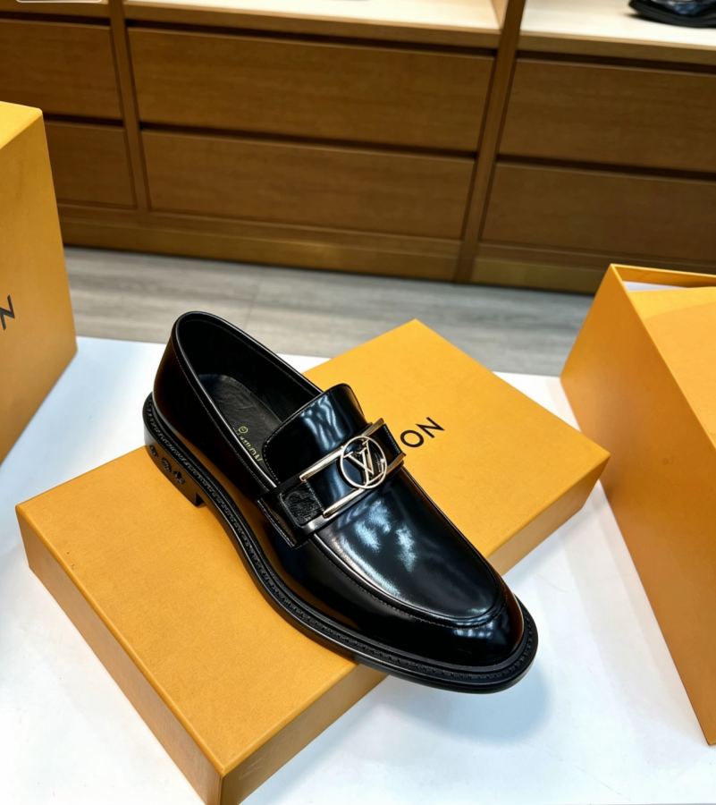 LV women's shoes Louis Vuitton LV 38-44 45.46 ¥ — AAA Quality Replica — photo 3
