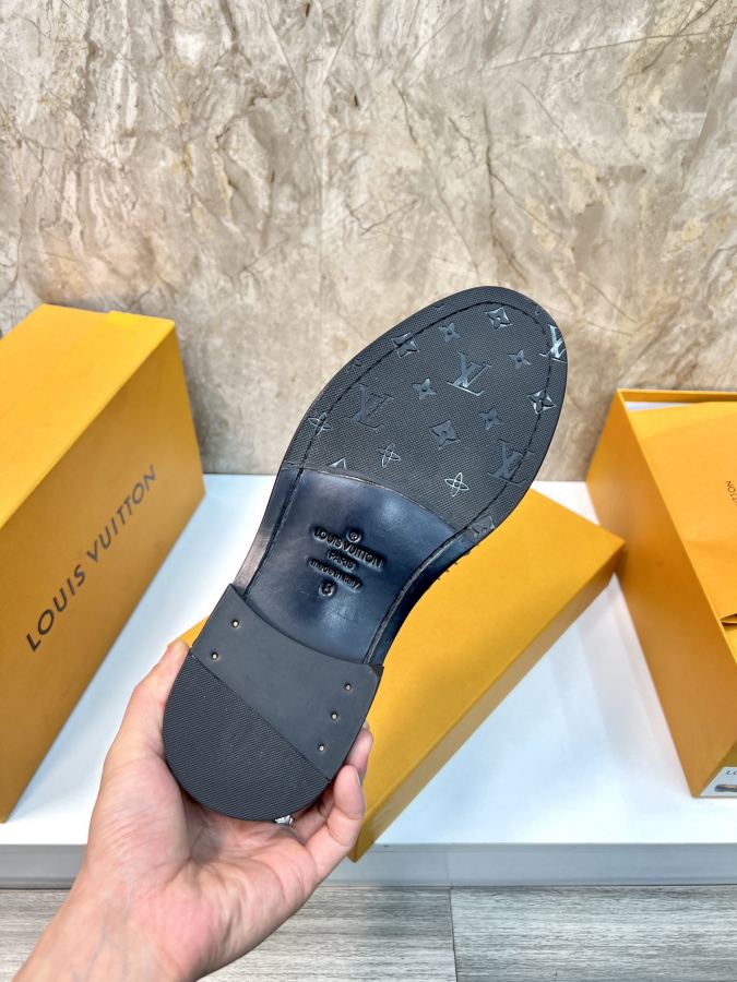 LV women's shoes Louis Vuitton LV 38-44 45.46 ¥ — 1:1 Replica For Sale — photo 8