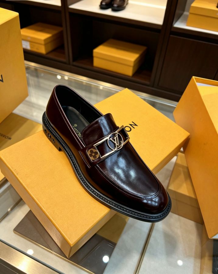 LV women's shoes Louis Vuitton LV 38-44 45.46 ¥ — 1:1 Replica For Sale — photo 3