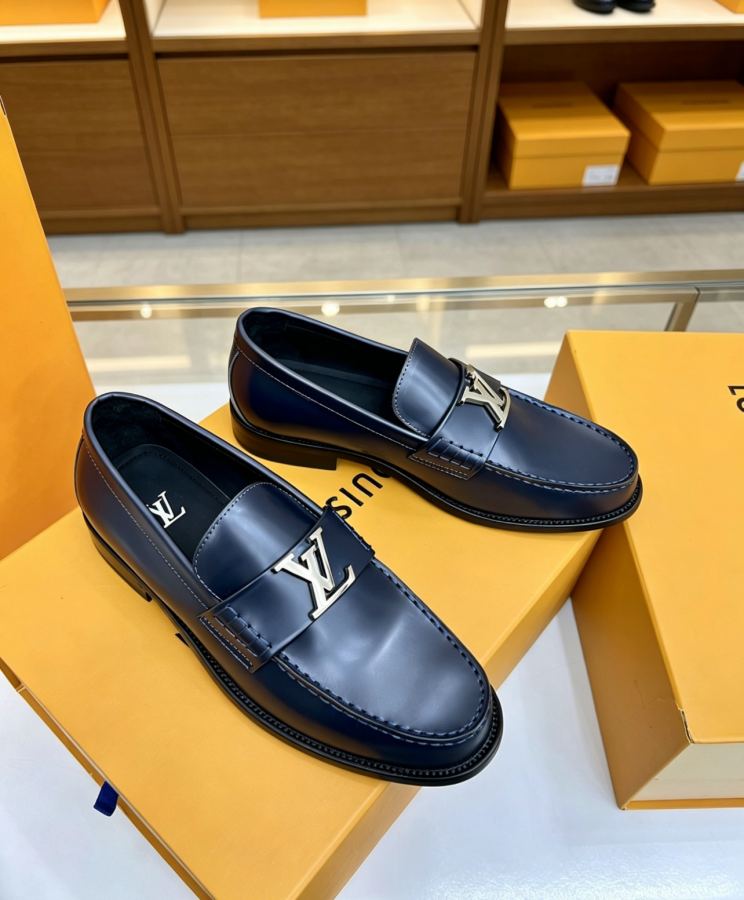 LV women's shoes Louis Vuitton LV 39-44 38.45.46 ¥ — 1:1 Replica For Sale — photo 4