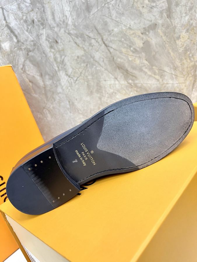 LV women's shoes Louis Vuitton LV 39-44 38.45.46 ¥ — 1:1 Replica For Sale — photo 9