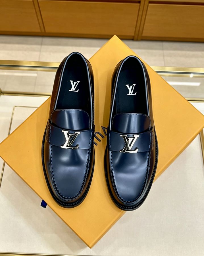 LV women's shoes Louis Vuitton LV 39-44 38.45.46 ¥ — 1:1 Replica For Sale — photo 2
