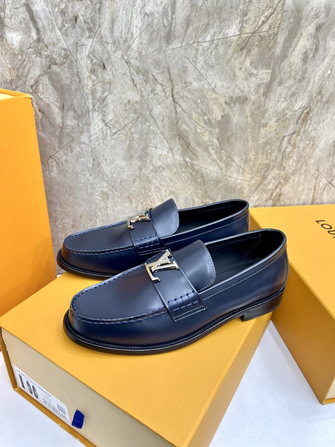 LV women's shoes Louis Vuitton LV 39-44 38.45.46 ¥ — 1:1 Replica For Sale — photo 5