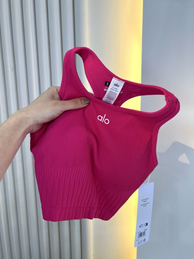 Alo Tank Top Aloyoga women's skin-friendly and comfortable ribbed sports vest with chest padding, — AAA Quality Replica — photo 4