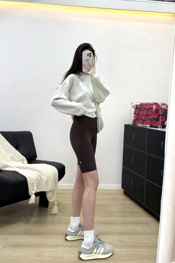 Lulu Shorts Espresso coffee Dark coffee color is very slimming — AAA Quality Replica — photo 4