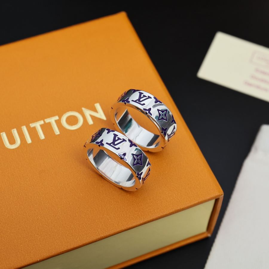 Louis Vuitton Jewelry Louis Vuitton Louis Vuittonlv New logo M L 6-11 — 1:1 Replica For Sale — photo 4