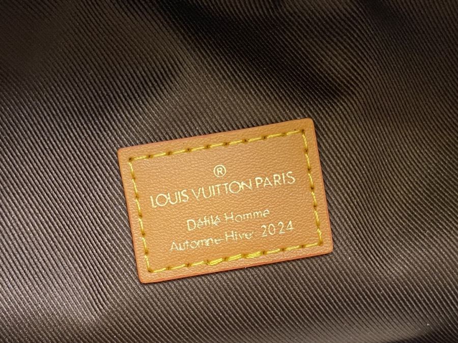 purse M11539 Series RUSH Monogram Dust Hr Marque L Vuitton Déposée 30 x 15 x 8 — 1:1 Replica For Sale — photo 13