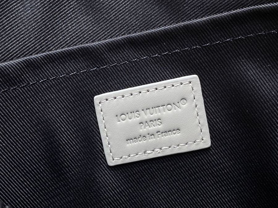 Hand bag M14914 Pochette To-Go Monogram Shadow 30 0 x 21 5 x 1 0 x — 1:1 Replica For Sale — photo 9
