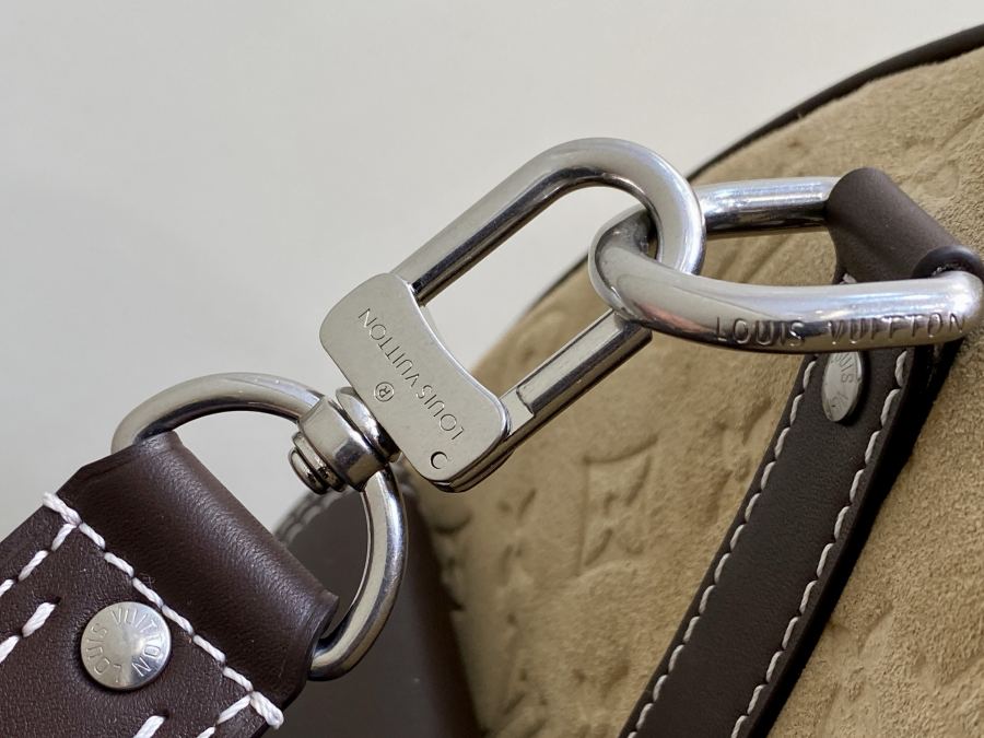 valise M26127 50cm KEEPALL BANDOULIÈRE 50 Pharrell Williams Nigo sj Keepall Bandoulière 50 Monogram — AAA Quality Replica — photo 8