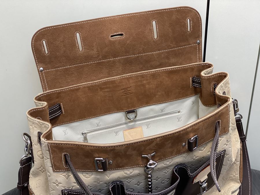 LV bag M26019 STEAMER 40 Steamer 40 Workwear sj Series Pharrell Williams Louis Vuitton Malletier — 1:1 Replica For Sale — photo 14