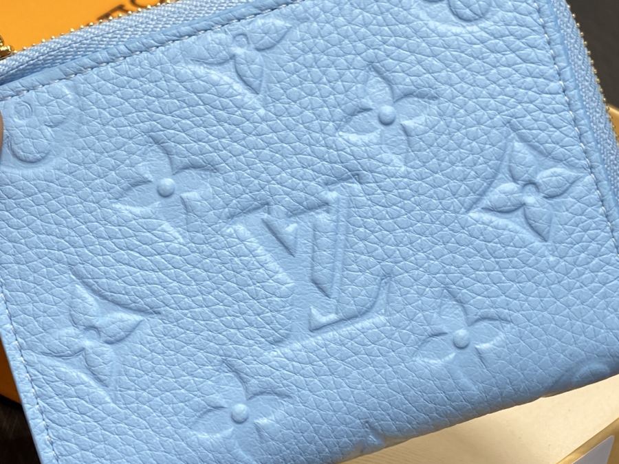 LV bag M27669 Portfolio Noah Compact “ ” Series “ ” Maison Monogram Amplant LV 6 11 x 8 — 1:1 Replica — photo 2