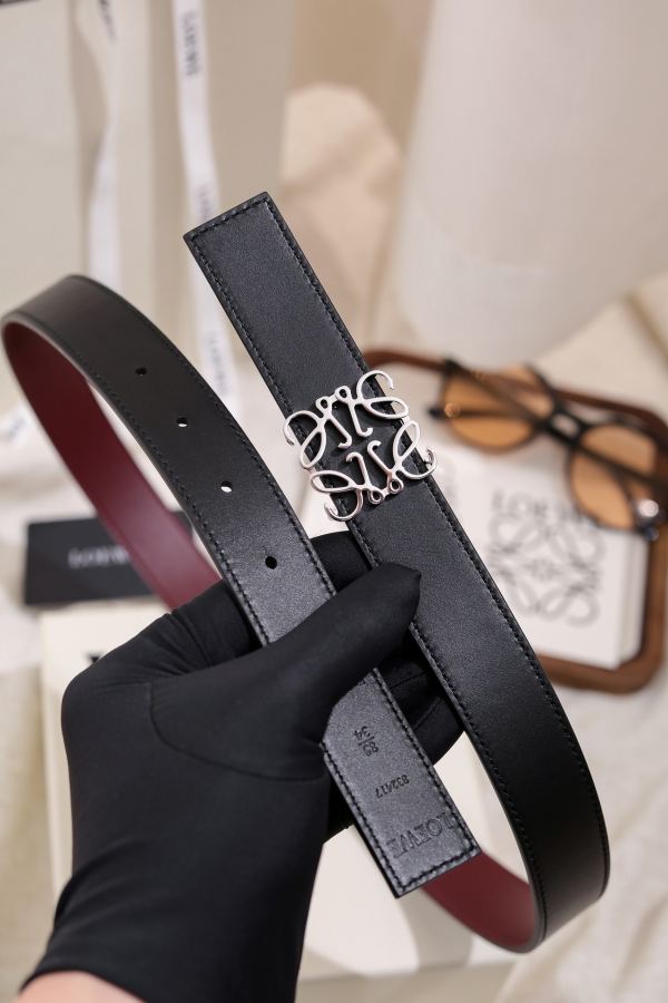 Loewe Belt Loewe 2.8 reversible belt, one can be used as two, fine brass hardware, durable, classic — 1:1 Replica For Sale — photo 3