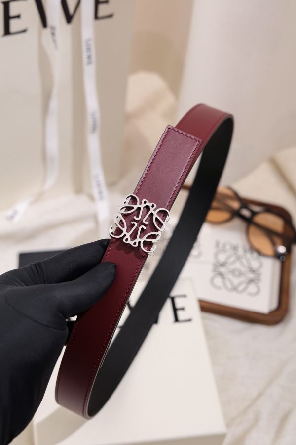 Loewe Belt Loewe 2.8 reversible belt, one can be used as two, fine brass hardware, durable, classic — 1:1 Replica For Sale — photo 9