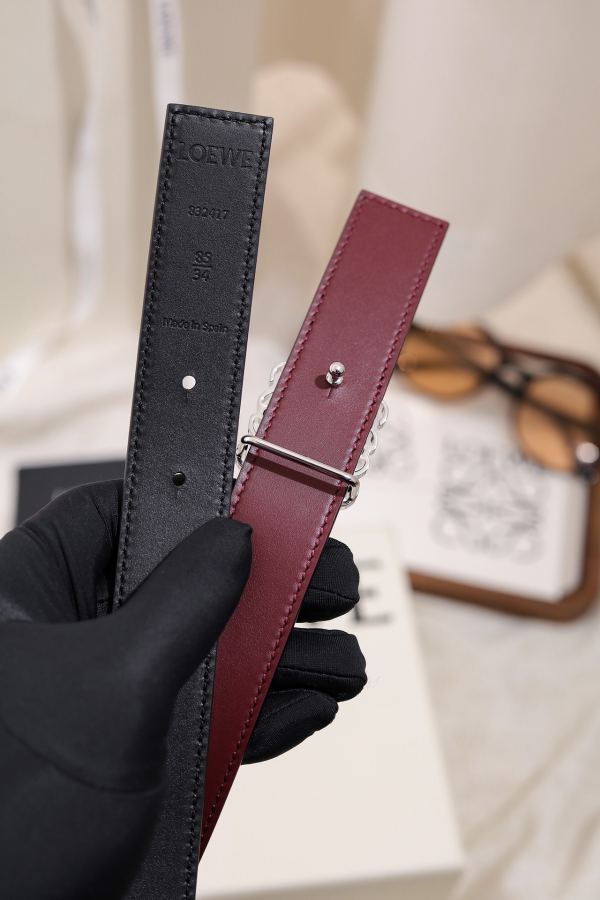 Loewe Belt Loewe 2.8 reversible belt, one can be used as two, fine brass hardware, durable, classic — 1:1 Replica For Sale — photo 5