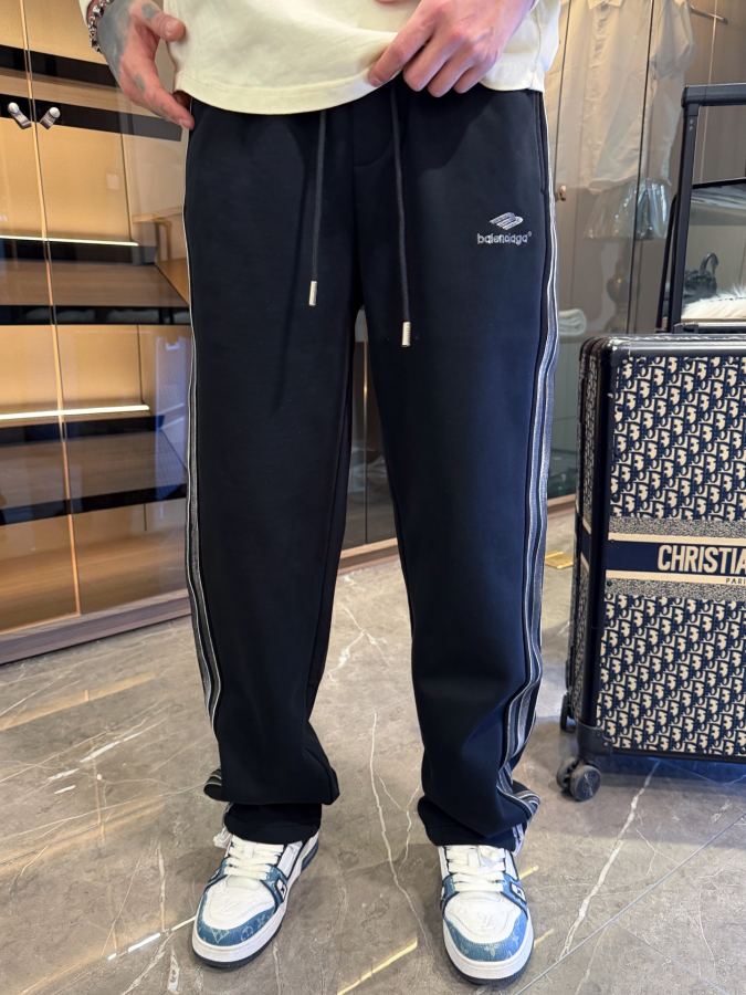 BALENCIAGA mænd 2026 Ny LOGO M-3 XL — photo 2