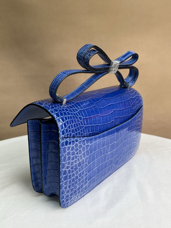 Borsa Hermes Coccodrillo lucido Kangkang 26 spot blu elettro-ottico — photo 5