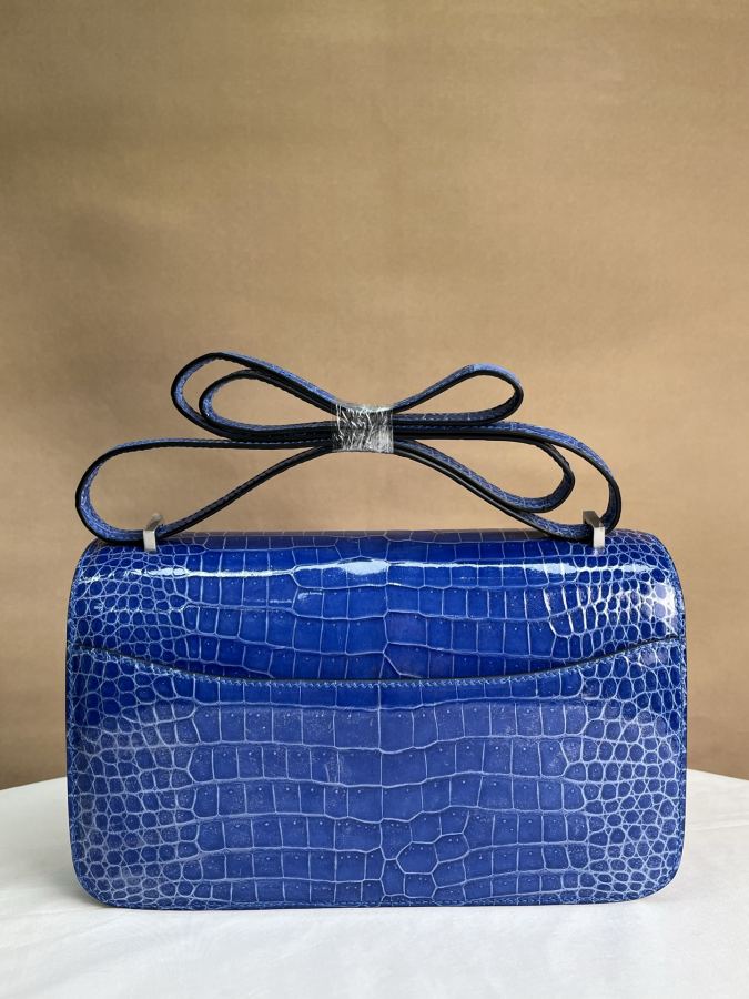 Borsa Hermes Coccodrillo lucido Kangkang 26 spot blu elettro-ottico — photo 2