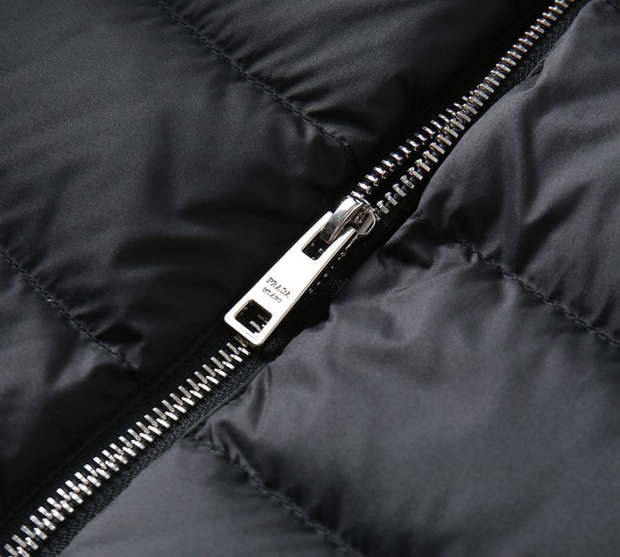 Prada down jacket, PRADA's autumn and winter down jacket, a classic style with a stand collar, light, — AAA Quality Replica — photo 6