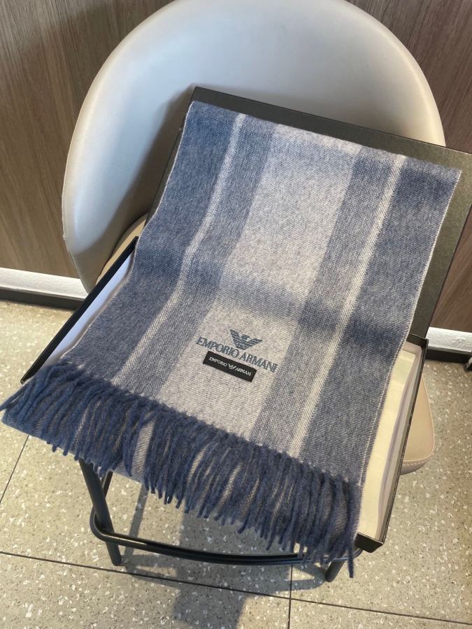 Armani scarf The latest striped and color-blocked men's lamb wool scarf from Armani's overseas counters — AAA Quality Replica — photo 3