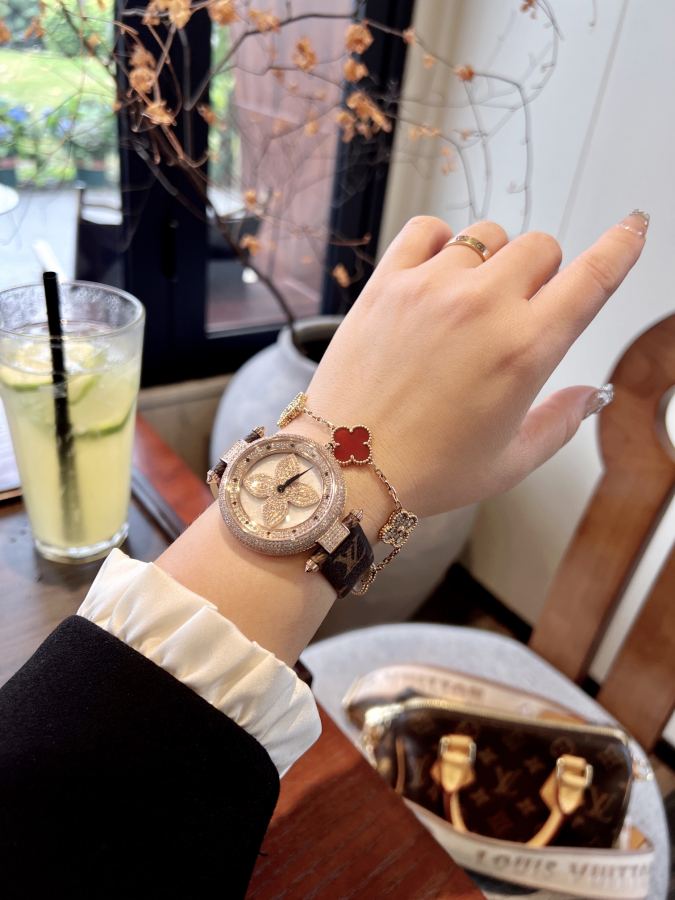 Louis Vuitton Watches (Same price as gold and white) — 1:1 Replica — photo 6