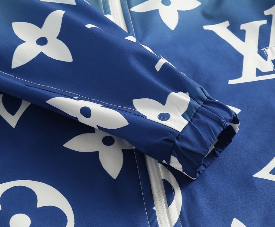 LV men Louis Vuitton LV 2026 n M XXXL L 175/140 — Premium Replica — photo 13